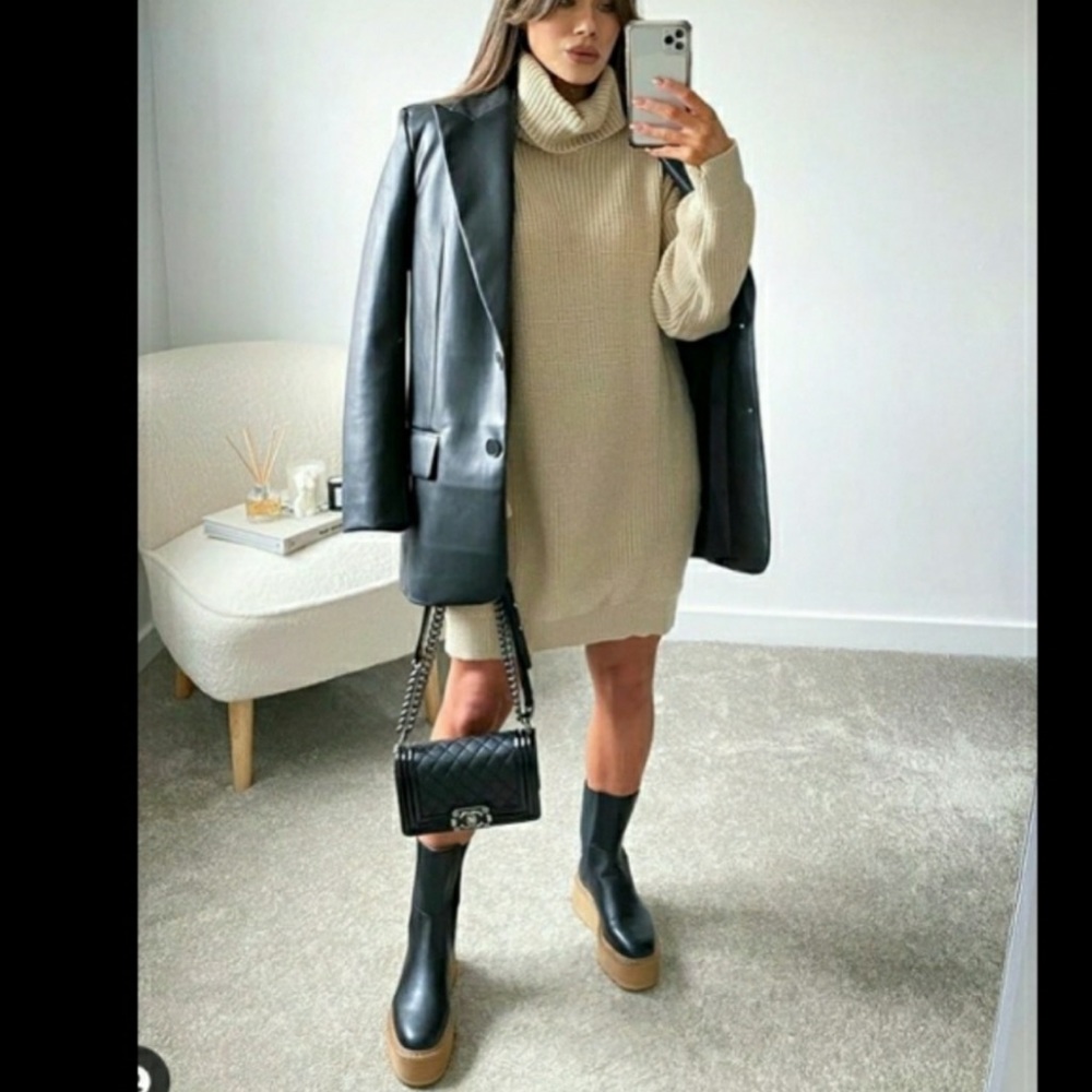 H&M High Profile Chelsea Boots